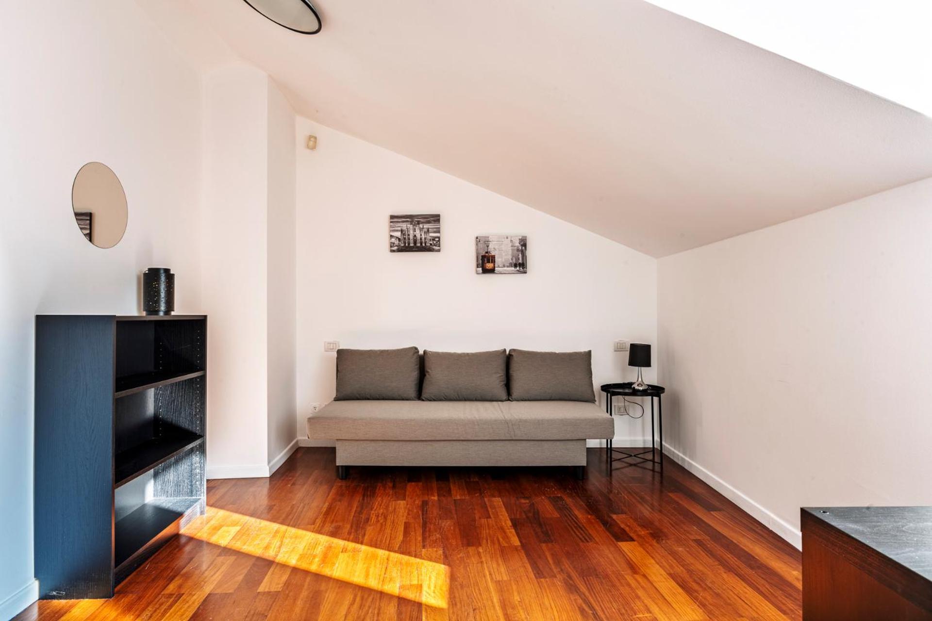 Elegant 2 Bedrooms Apartments Near Duomo Milão Exterior foto